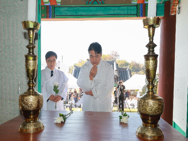 �ֱ����� ����ȣ���� �߸���